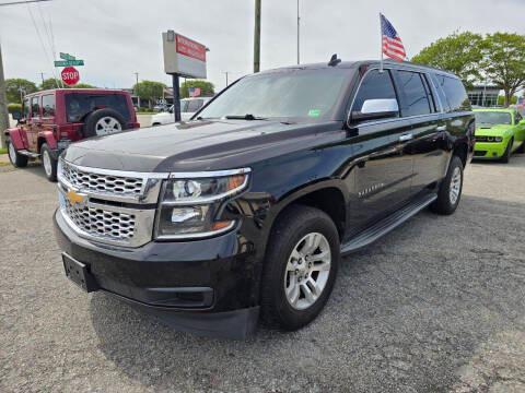 used 2016 Chevrolet Suburban car, priced at $17,900