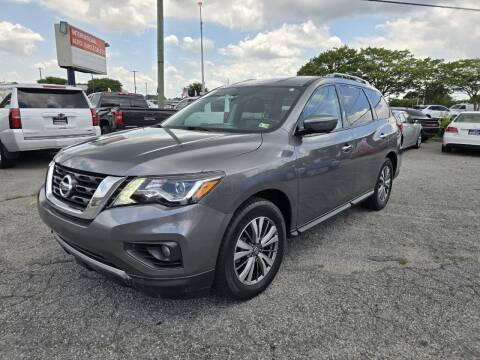 used 2020 Nissan Pathfinder car, priced at $18,995