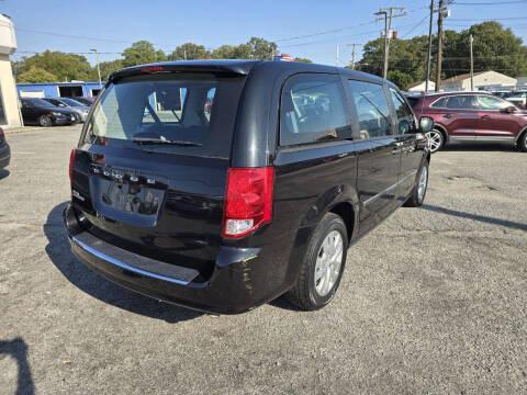 used 2016 Dodge Grand Caravan car, priced at $11,500