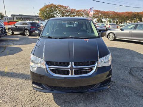 used 2016 Dodge Grand Caravan car, priced at $11,500