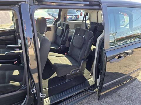 used 2016 Dodge Grand Caravan car, priced at $11,500