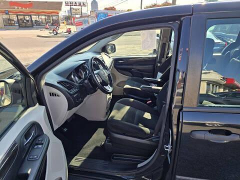 used 2016 Dodge Grand Caravan car, priced at $11,500