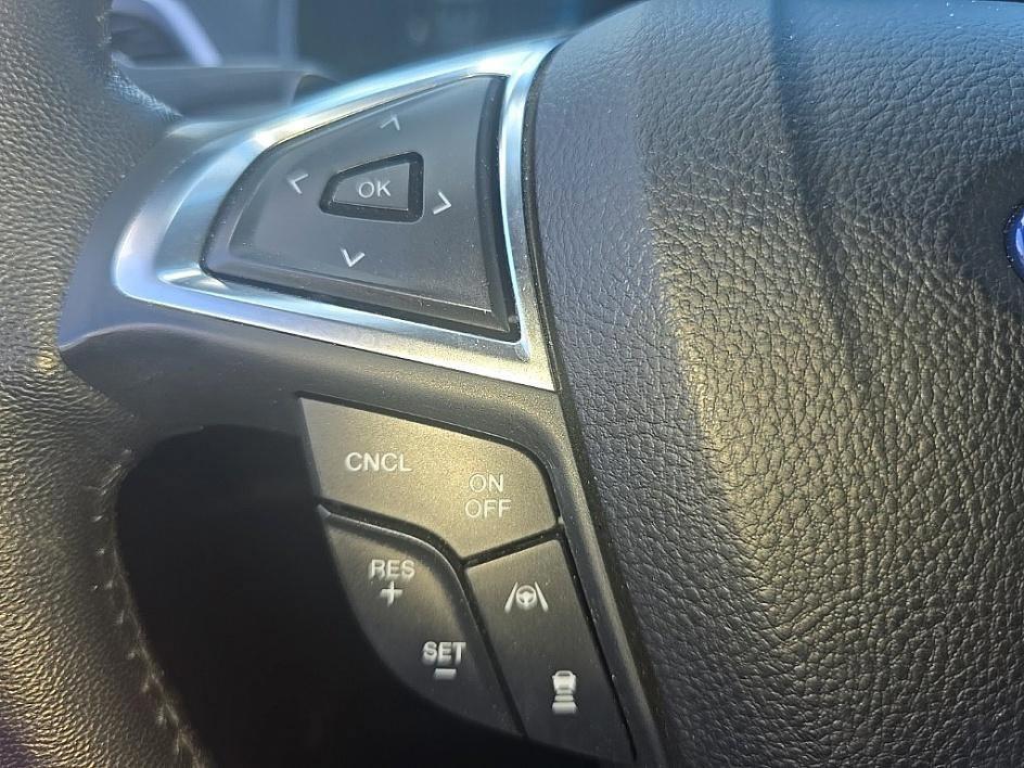 used 2022 Ford Edge car, priced at $24,996