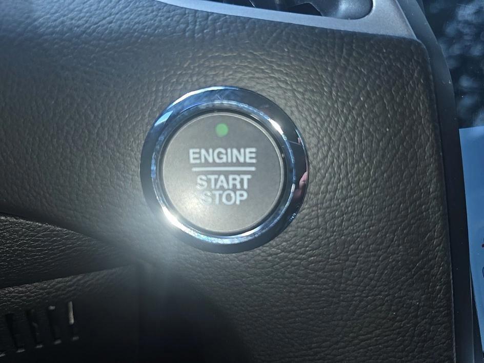 used 2022 Ford Edge car, priced at $24,996