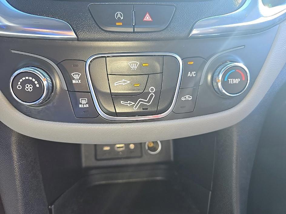 used 2023 Chevrolet Equinox car, priced at $20,994