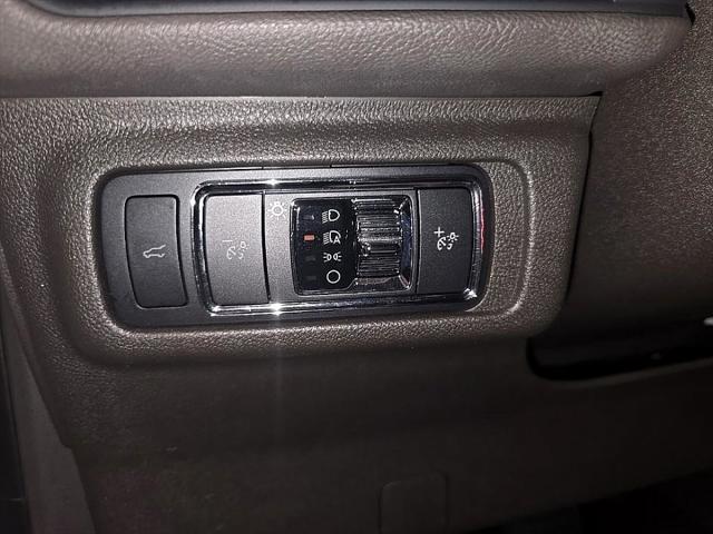 used 2022 Lincoln Corsair car, priced at $35,615