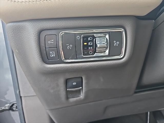 used 2022 Lincoln Nautilus car, priced at $38,863