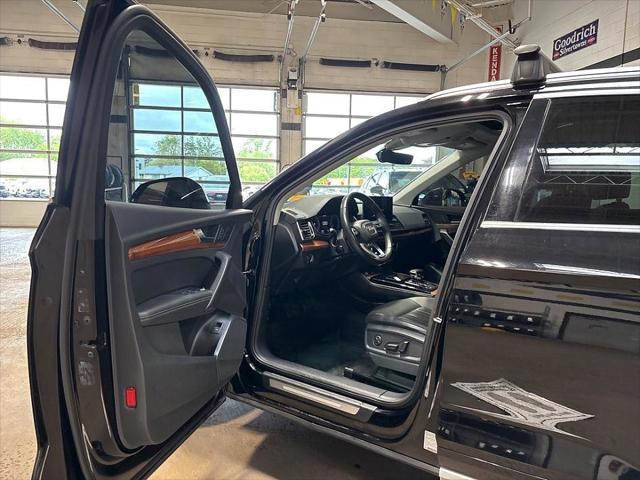 used 2021 Audi Q5 car, priced at $26,220