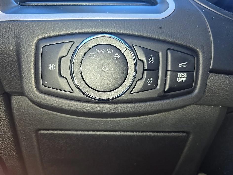 used 2023 Ford Edge car, priced at $28,750