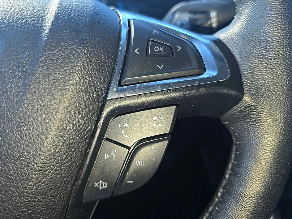 used 2023 Ford Edge car, priced at $28,750