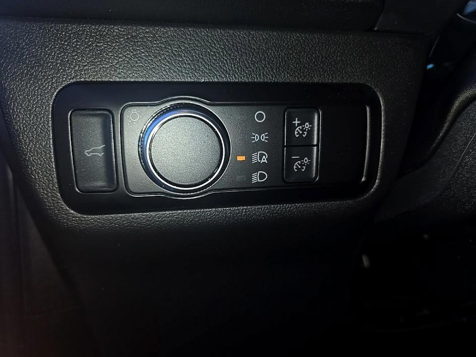 used 2022 Ford Escape car, priced at $23,720