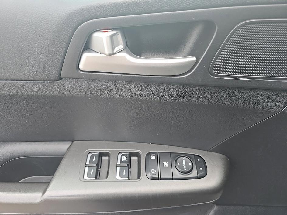 used 2020 Kia Sportage car, priced at $14,754