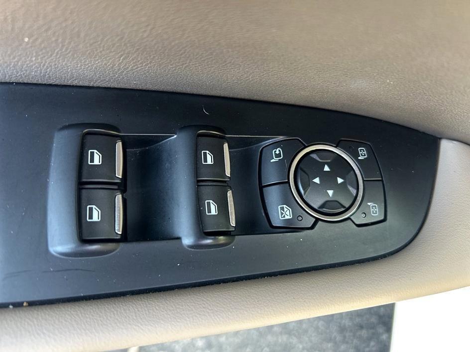 used 2021 Lincoln Nautilus car, priced at $31,915