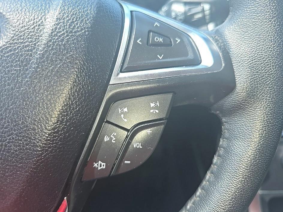 used 2024 Ford Edge car, priced at $25,374