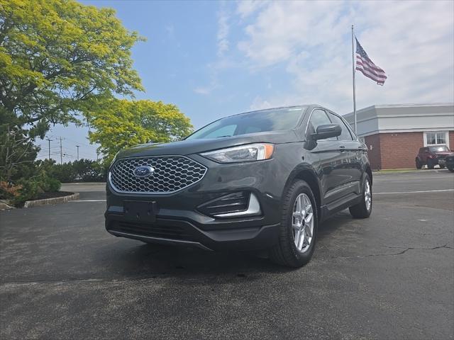 used 2024 Ford Edge car, priced at $25,374