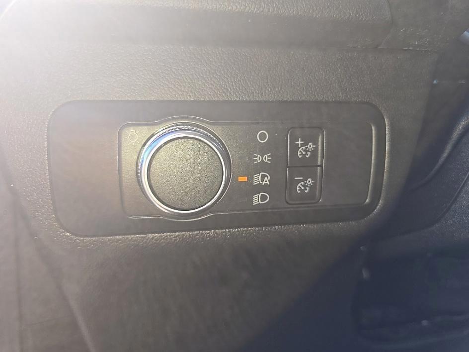 used 2022 Ford Escape car, priced at $22,117