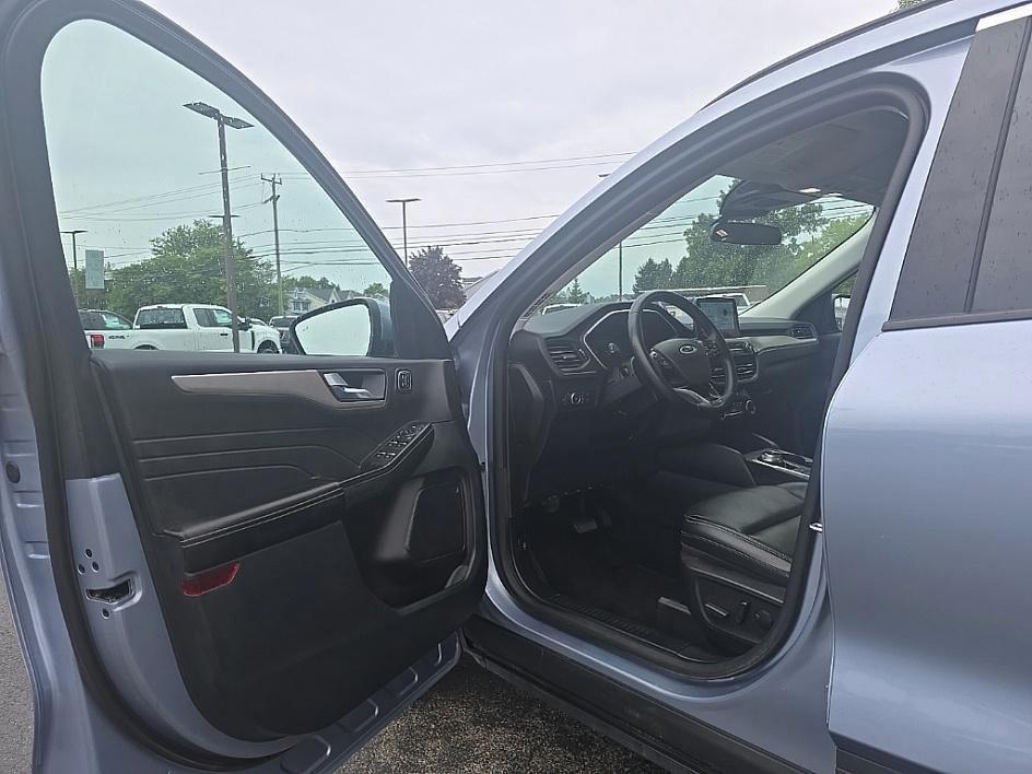 used 2022 Ford Escape car, priced at $23,499