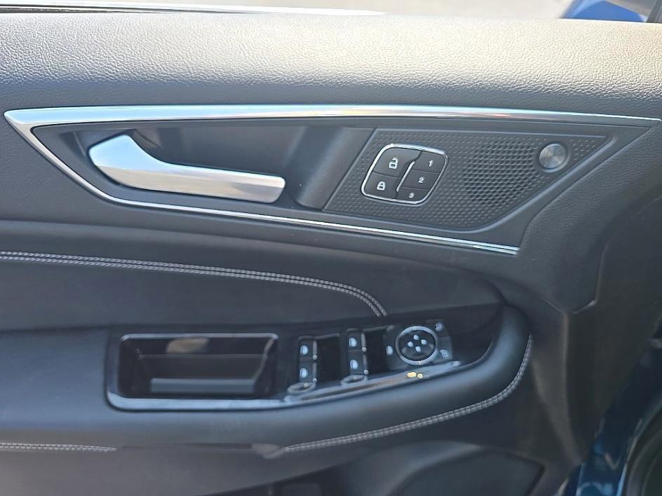 used 2020 Ford Edge car, priced at $24,196