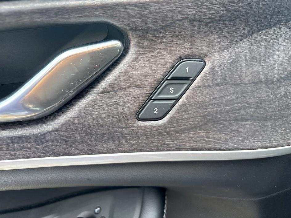 used 2021 Jeep Grand Cherokee L car, priced at $29,869