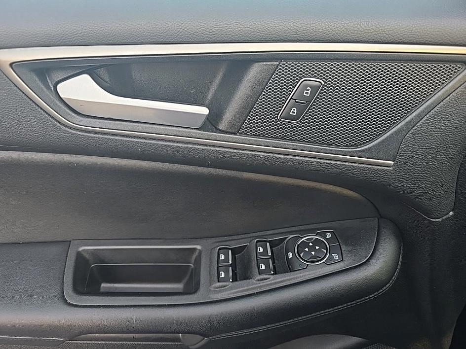used 2022 Ford Edge car, priced at $26,564