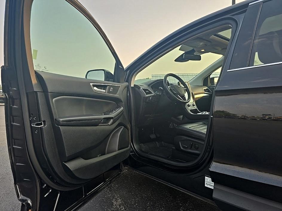 used 2022 Ford Edge car, priced at $26,564