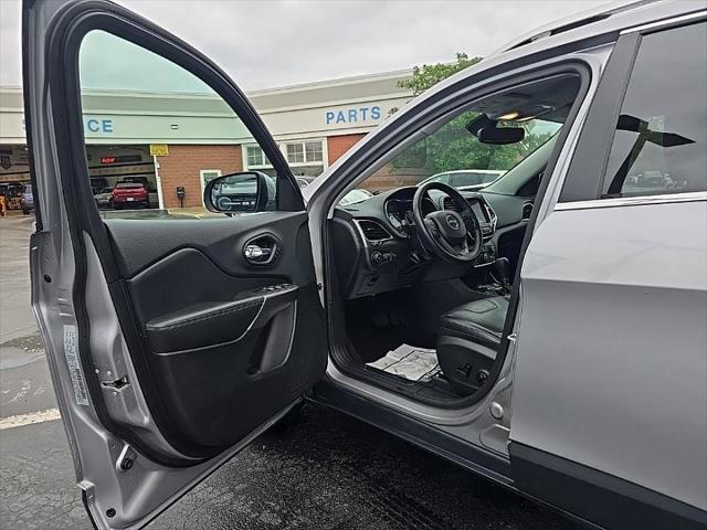 used 2019 Jeep Cherokee car, priced at $19,999