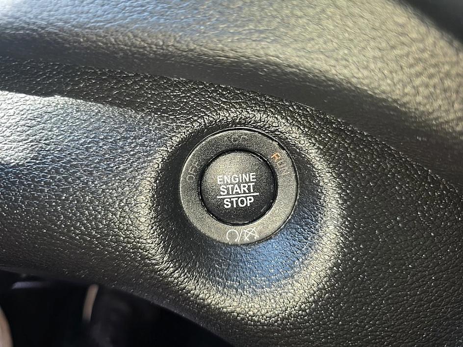 used 2019 Jeep Cherokee car, priced at $19,907