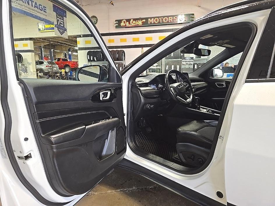 used 2022 Jeep Compass car, priced at $21,934