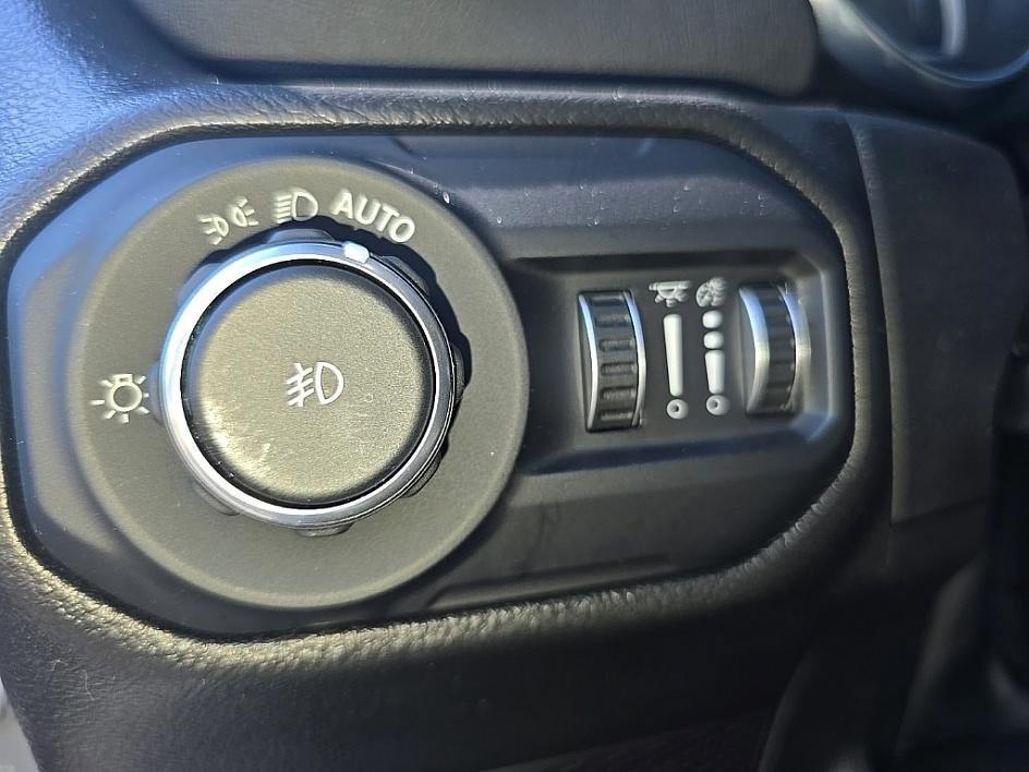used 2022 Jeep Wrangler Unlimited car, priced at $35,769