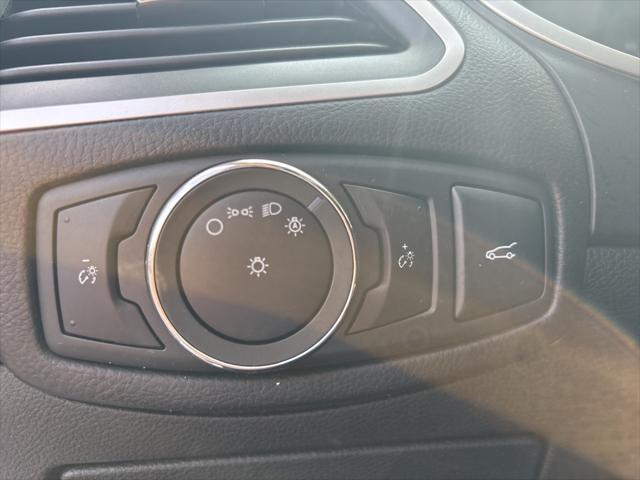 used 2015 Ford Edge car, priced at $10,815