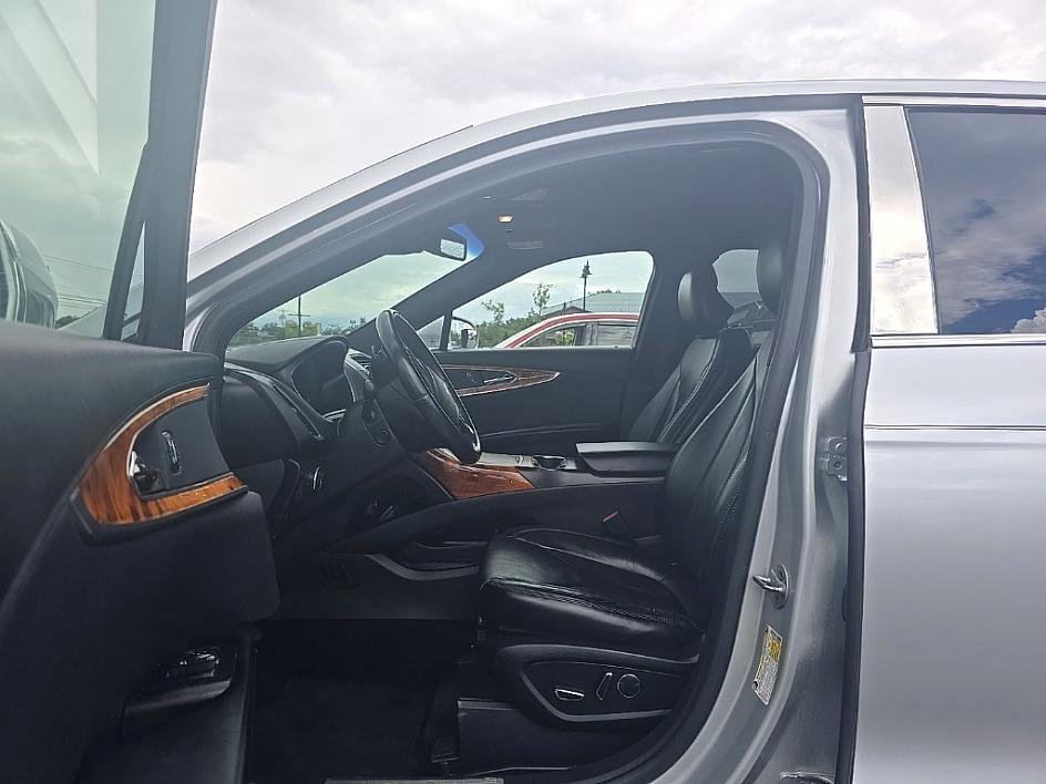 used 2016 Lincoln MKX car, priced at $15,999
