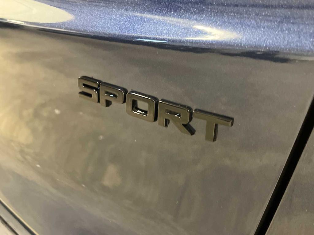 new 2026 Honda CR-V Hybrid car, priced at $39,683