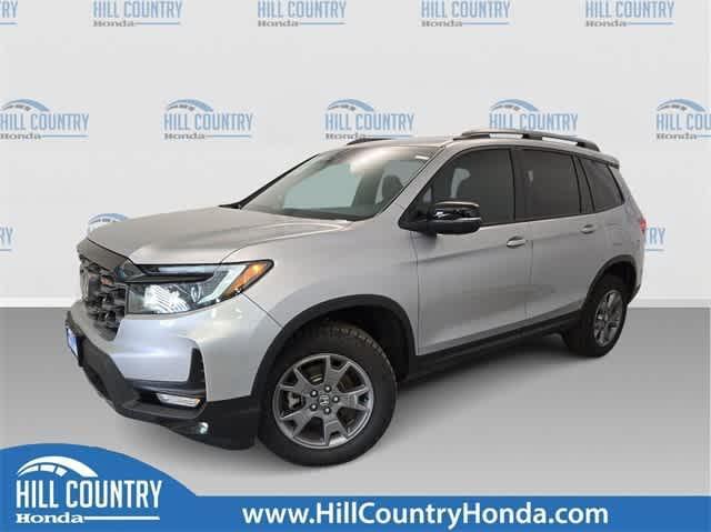 new 2025 Honda Passport car, priced at $43,705