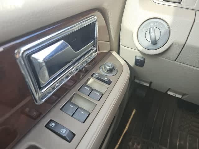 used 2014 Lincoln Navigator car, priced at $9,495