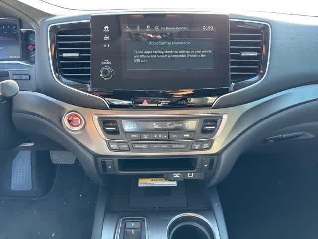 used 2022 Honda Pilot car, priced at $29,295