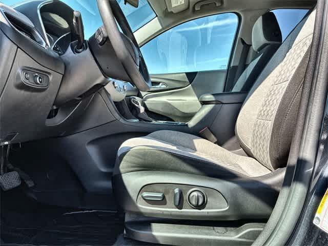 used 2022 Chevrolet Equinox car, priced at $13,195