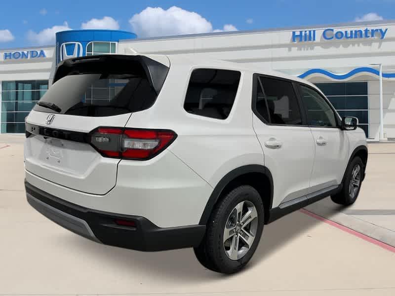 new 2025 Honda Pilot car, priced at $45,342