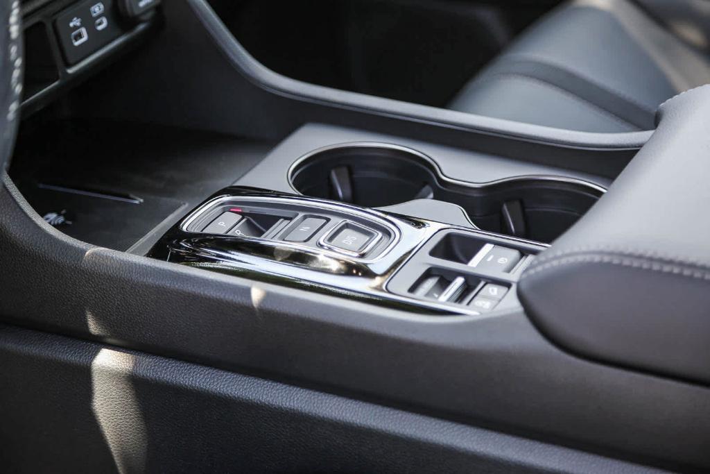 new 2025 Honda Pilot car, priced at $45,725