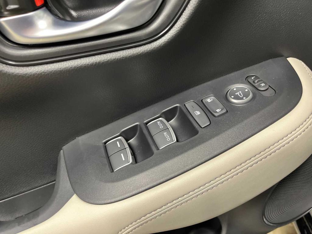 new 2026 Honda HR-V car, priced at $29,988