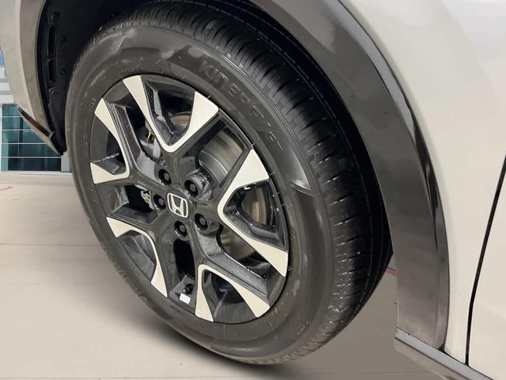 new 2026 Honda HR-V car, priced at $29,988