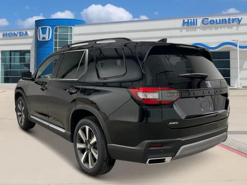 new 2025 Honda Pilot car, priced at $54,575