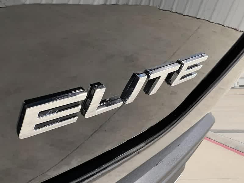 new 2025 Honda Pilot car, priced at $54,575