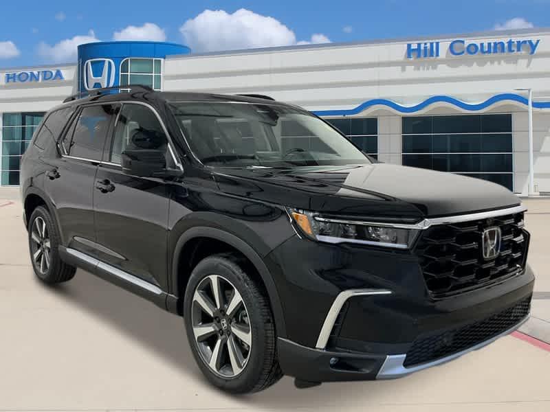 new 2025 Honda Pilot car, priced at $54,575