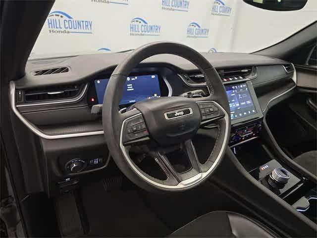 used 2023 Jeep Grand Cherokee L car, priced at $28,795