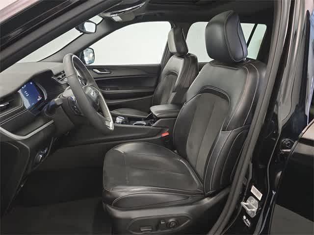 used 2023 Jeep Grand Cherokee L car, priced at $28,795