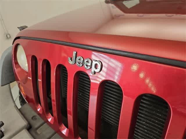 used 2013 Jeep Wrangler Unlimited car, priced at $15,895