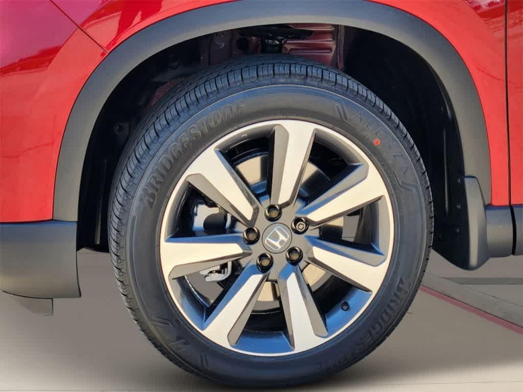 new 2025 Honda Pilot car, priced at $52,280