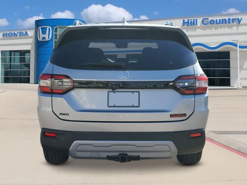 new 2025 Honda Pilot car, priced at $51,375