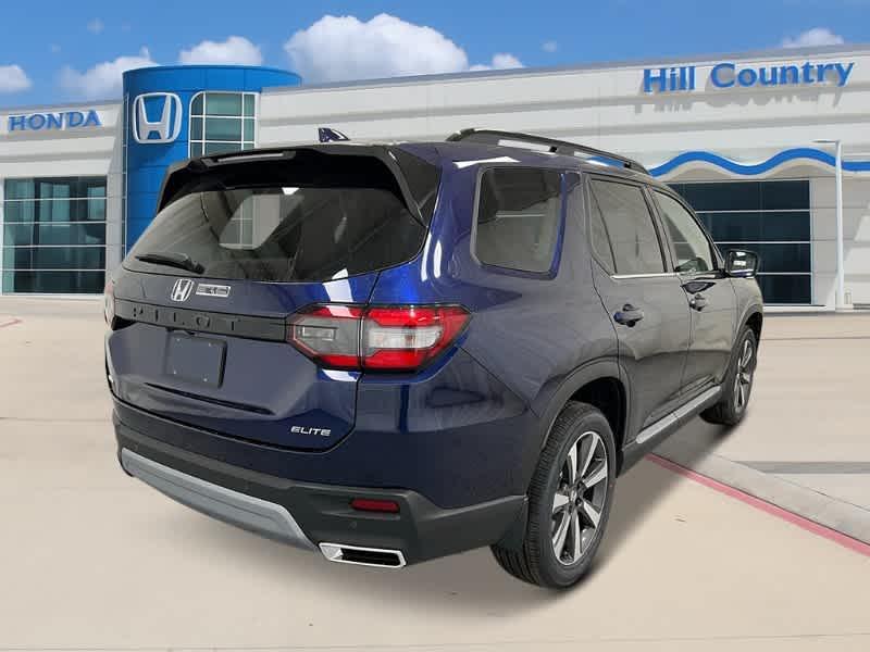 new 2025 Honda Pilot car, priced at $51,825
