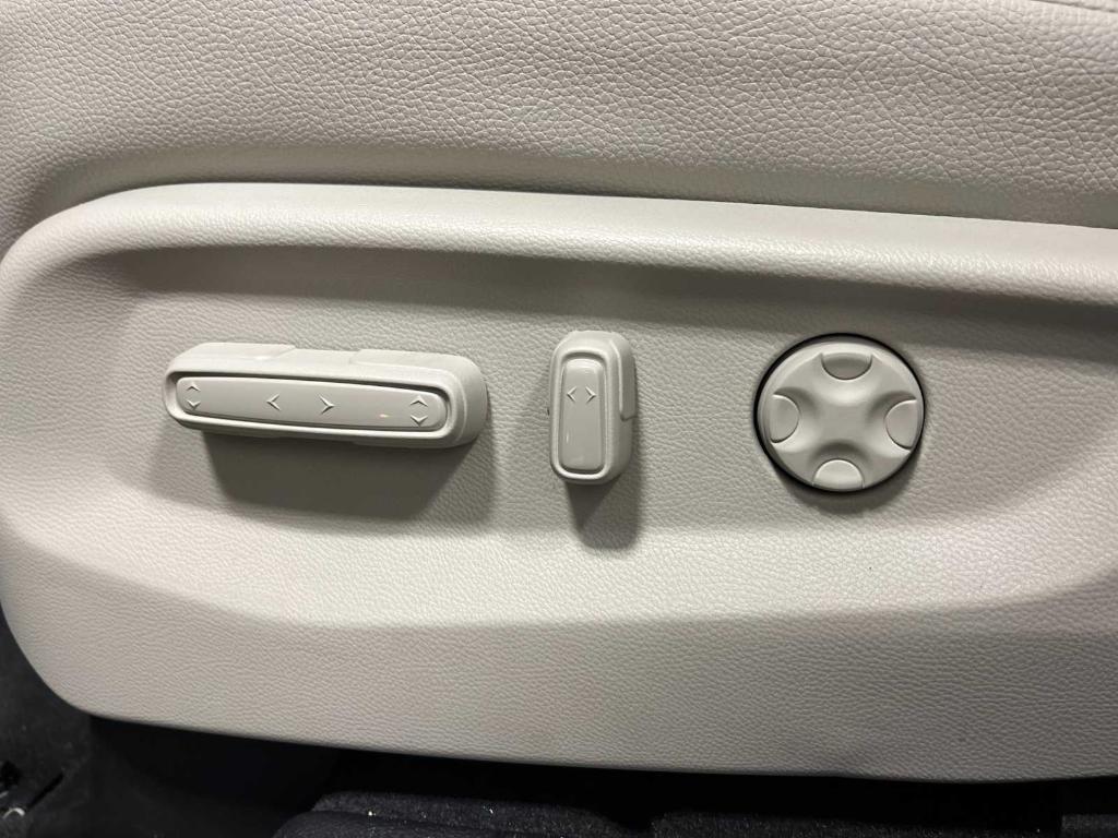 new 2026 Honda Odyssey car, priced at $41,937